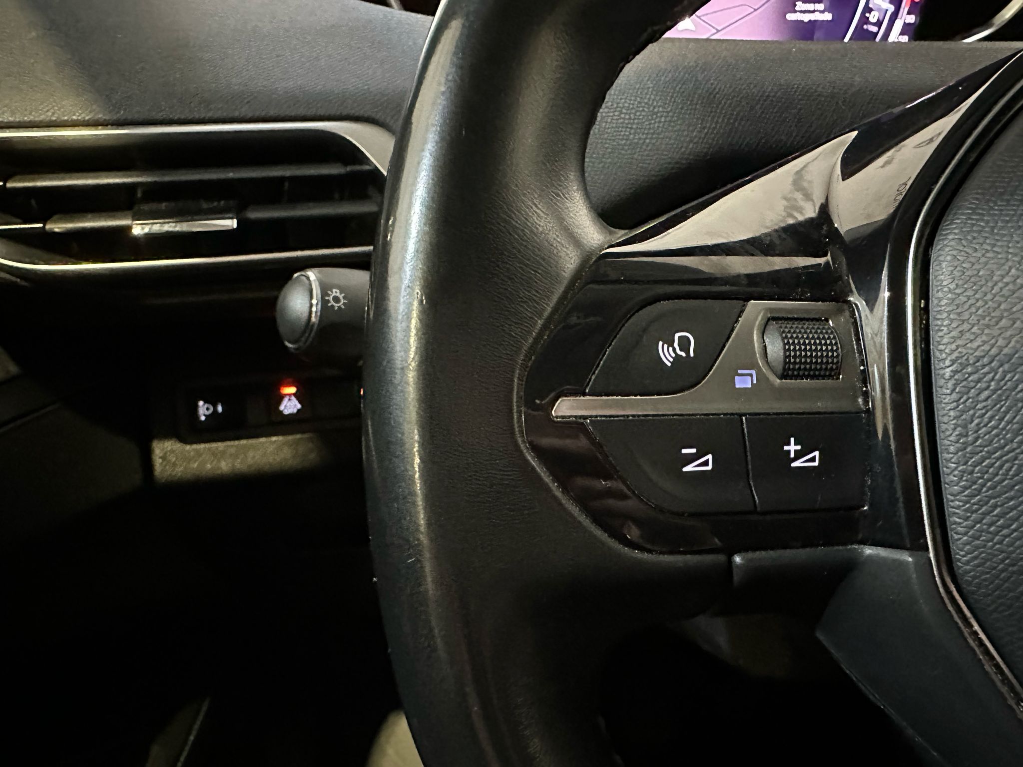 PEUGEOT 5008 1.5 BlueHDI ALLURE PACK